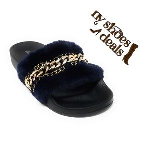 Women Blue Fluffy Faux Fur Linked Chain Sandals